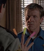 ROSWELL_-_E1X20_MAX_TO_THE_MAX_160.jpg