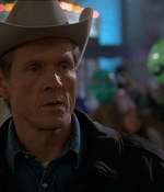 ROSWELL_-_E1X20_MAX_TO_THE_MAX_426.jpg