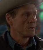 ROSWELL_-_E1X20_MAX_TO_THE_MAX_430.jpg