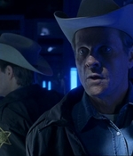 ROSWELL_-_E1X20_MAX_TO_THE_MAX_511.jpg