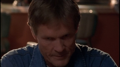 ROSWELL_-_E1X21_THE_WHITE_ROOM_101.jpg