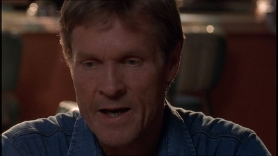 ROSWELL_-_E1X21_THE_WHITE_ROOM_107.jpg