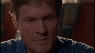 ROSWELL_-_E1X21_THE_WHITE_ROOM_151.jpg