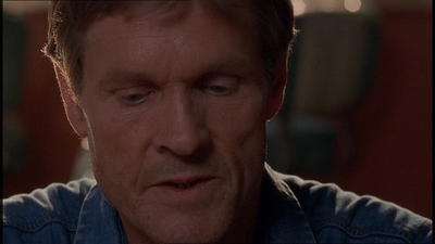 ROSWELL_-_E1X21_THE_WHITE_ROOM_154.jpg