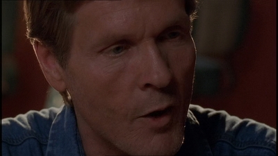 ROSWELL_-_E1X21_THE_WHITE_ROOM_181.jpg