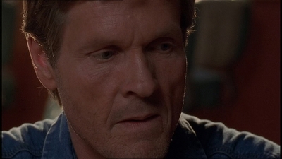 ROSWELL_-_E1X21_THE_WHITE_ROOM_190.jpg