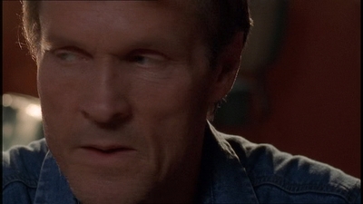 ROSWELL_-_E1X21_THE_WHITE_ROOM_219.jpg