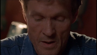 ROSWELL_-_E1X21_THE_WHITE_ROOM_225.jpg