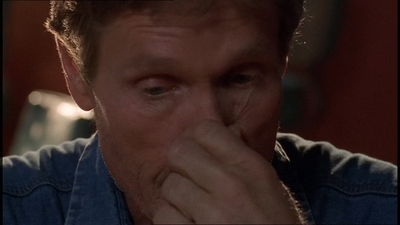 ROSWELL_-_E1X21_THE_WHITE_ROOM_233.jpg