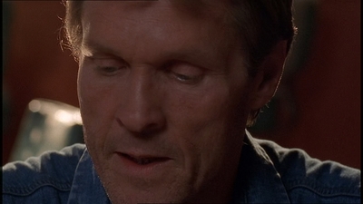ROSWELL_-_E1X21_THE_WHITE_ROOM_259.jpg