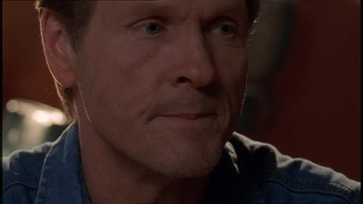 ROSWELL_-_E1X21_THE_WHITE_ROOM_268.jpg