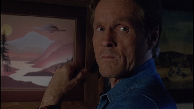ROSWELL_-_E1X21_THE_WHITE_ROOM_292.jpg