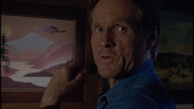 ROSWELL_-_E1X21_THE_WHITE_ROOM_296.jpg