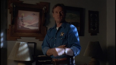 ROSWELL_-_E1X21_THE_WHITE_ROOM_312.jpg