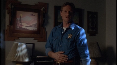 ROSWELL_-_E1X21_THE_WHITE_ROOM_316.jpg