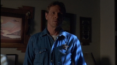 ROSWELL_-_E1X21_THE_WHITE_ROOM_332.jpg