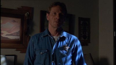 ROSWELL_-_E1X21_THE_WHITE_ROOM_334.jpg