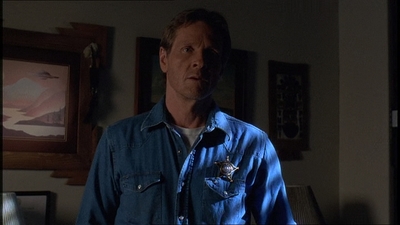 ROSWELL_-_E1X21_THE_WHITE_ROOM_336.jpg