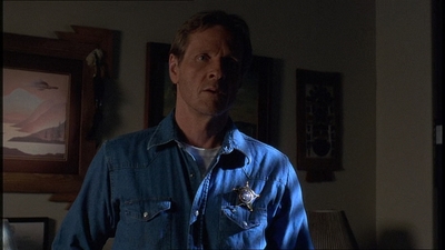 ROSWELL_-_E1X21_THE_WHITE_ROOM_343.jpg