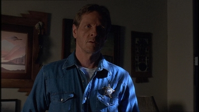 ROSWELL_-_E1X21_THE_WHITE_ROOM_351.jpg
