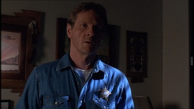 ROSWELL_-_E1X21_THE_WHITE_ROOM_357.jpg