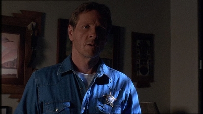 ROSWELL_-_E1X21_THE_WHITE_ROOM_362.jpg