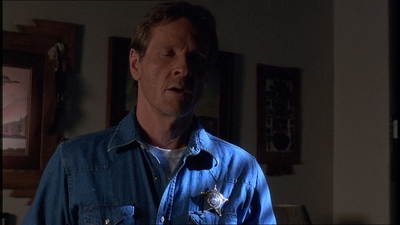 ROSWELL_-_E1X21_THE_WHITE_ROOM_367.jpg