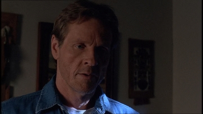 ROSWELL_-_E1X21_THE_WHITE_ROOM_391.jpg