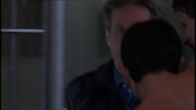 ROSWELL_-_E1X21_THE_WHITE_ROOM_451.jpg