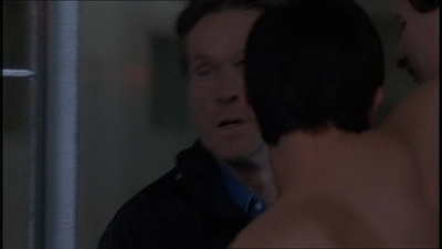 ROSWELL_-_E1X21_THE_WHITE_ROOM_458.jpg