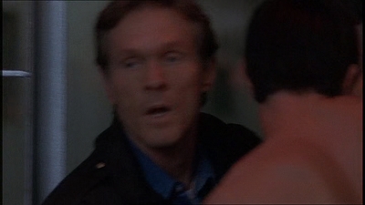 ROSWELL_-_E1X21_THE_WHITE_ROOM_471.jpg