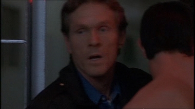 ROSWELL_-_E1X21_THE_WHITE_ROOM_474.jpg