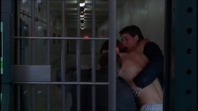 ROSWELL_-_E1X21_THE_WHITE_ROOM_538.jpg
