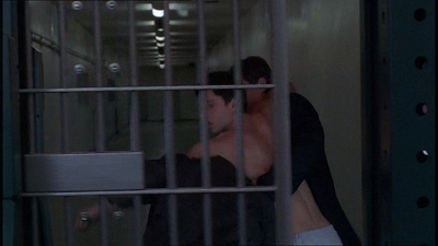 ROSWELL_-_E1X21_THE_WHITE_ROOM_549.jpg