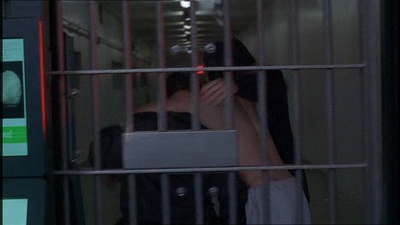 ROSWELL_-_E1X21_THE_WHITE_ROOM_566.jpg