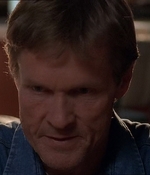 ROSWELL_-_E1X21_THE_WHITE_ROOM_096.jpg