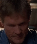 ROSWELL_-_E1X21_THE_WHITE_ROOM_101.jpg
