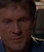 ROSWELL_-_E1X21_THE_WHITE_ROOM_129.jpg