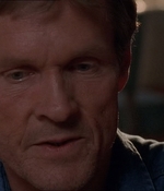 ROSWELL_-_E1X21_THE_WHITE_ROOM_152.jpg