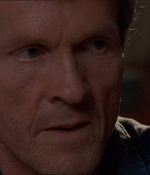 ROSWELL_-_E1X21_THE_WHITE_ROOM_197.jpg