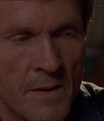 ROSWELL_-_E1X21_THE_WHITE_ROOM_202.jpg