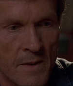ROSWELL_-_E1X21_THE_WHITE_ROOM_205.jpg