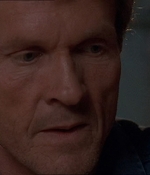 ROSWELL_-_E1X21_THE_WHITE_ROOM_208.jpg