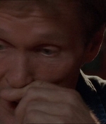 ROSWELL_-_E1X21_THE_WHITE_ROOM_240.jpg