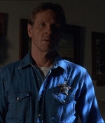 ROSWELL_-_E1X21_THE_WHITE_ROOM_332.jpg