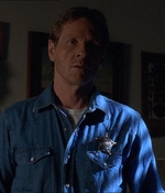 ROSWELL_-_E1X21_THE_WHITE_ROOM_335.jpg