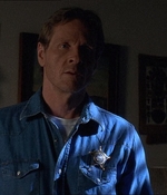 ROSWELL_-_E1X21_THE_WHITE_ROOM_350.jpg