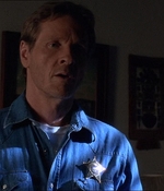 ROSWELL_-_E1X21_THE_WHITE_ROOM_369.jpg