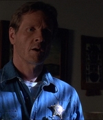 ROSWELL_-_E1X21_THE_WHITE_ROOM_375.jpg