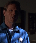 Filename=ROSWELL_-_E1X21_THE_WHITE_ROOM_376.jpg
Filesize=300KiB
Dimensions=1024x576
Date added=Aug 31, 2021 ROSWELL_-_E1X21_THE_WHITE_ROOM_376.jpg